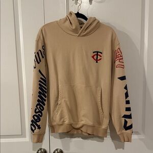 Lightly worn Minnesota Twins Tan Hoodie size S